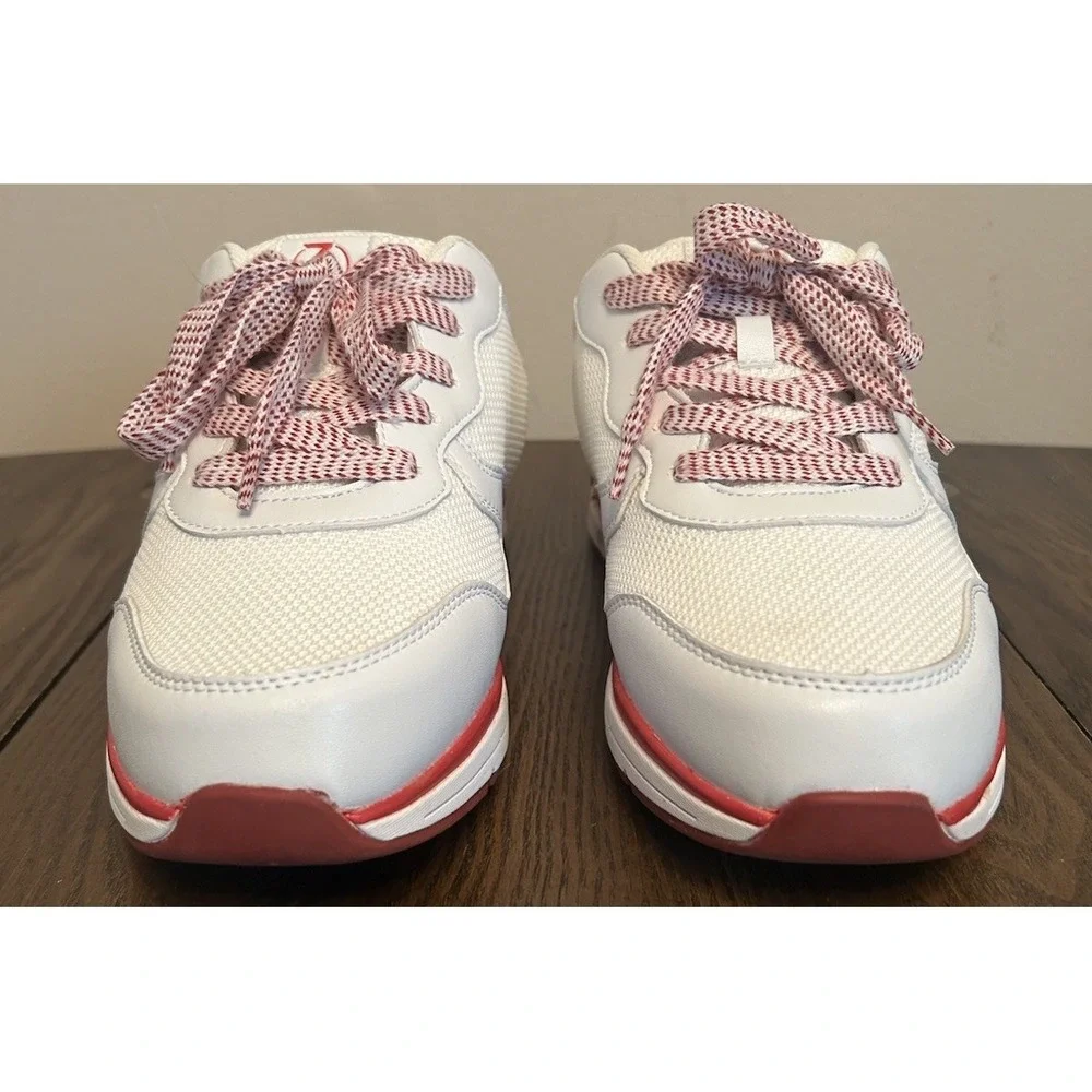 ZEBA Shoes Men's Size 9.5 White Red Hand Free Slip On Comfort Sneakers With BOX‎